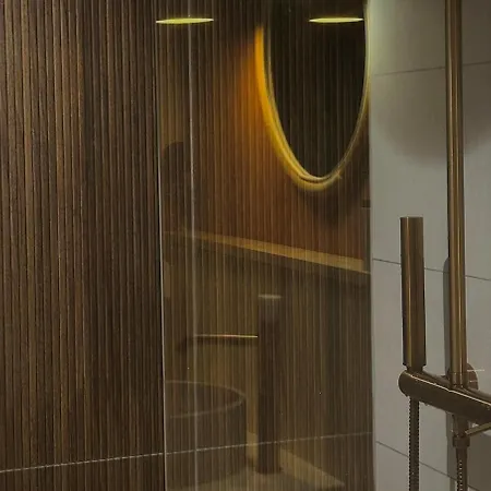 Apartment Le Jacaranda - Africaine - Sauna & Netflix *